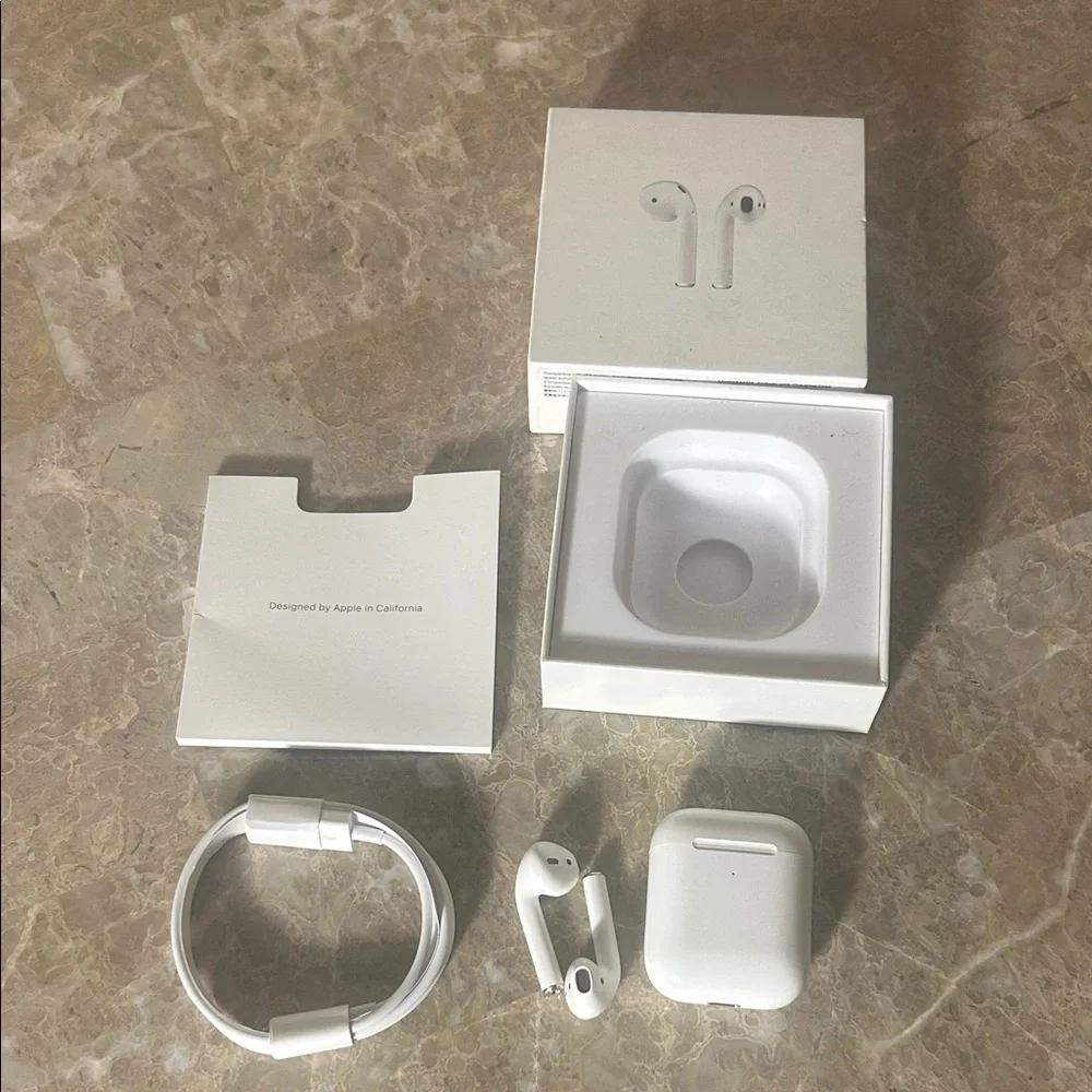 Apple White Bluetooth Earbuds with Case